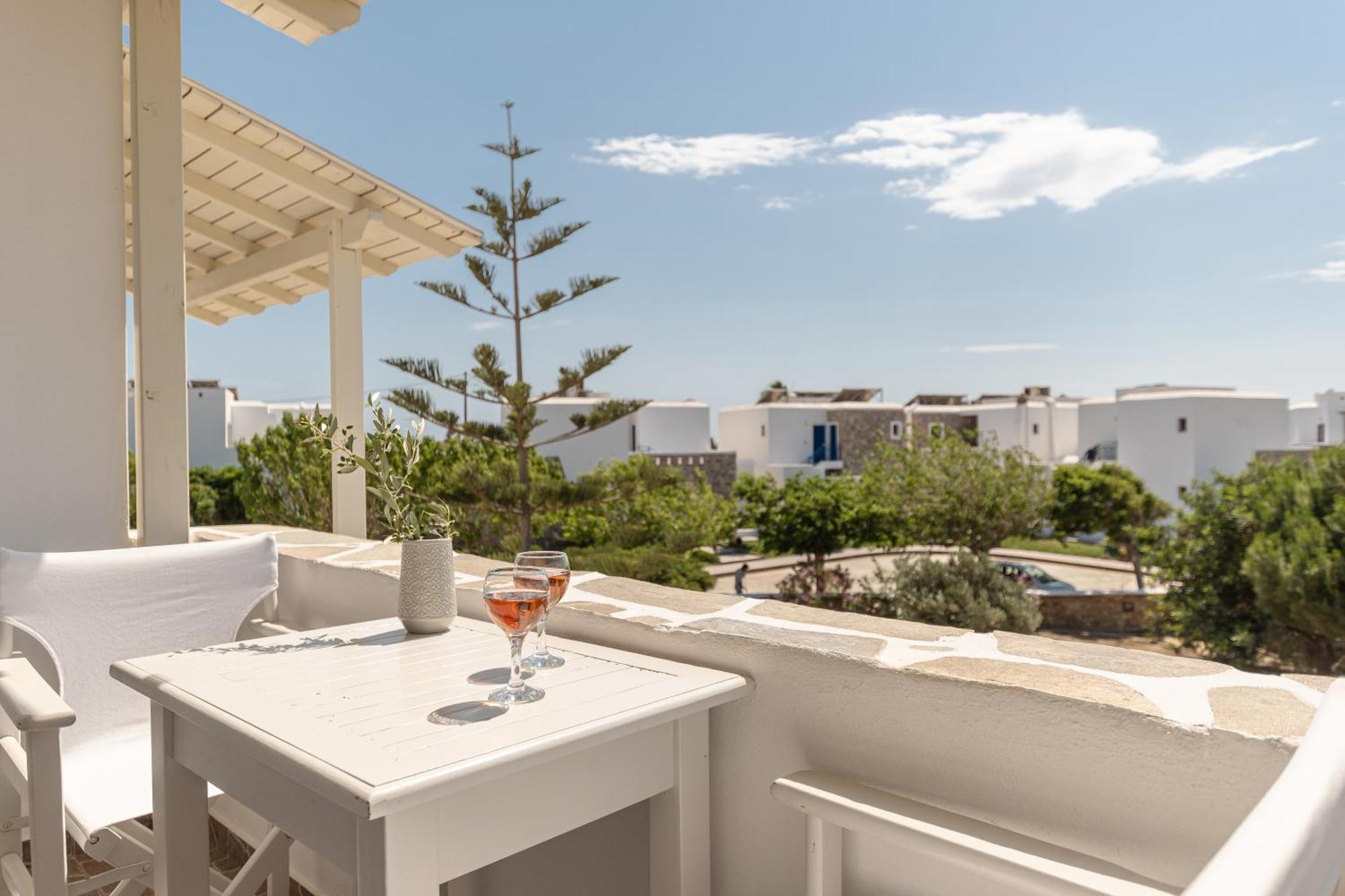 Mare Monte Naxos *